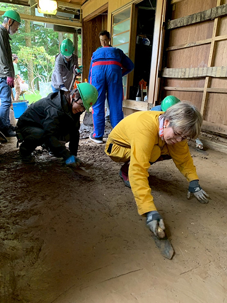 情報誌『民家』135号